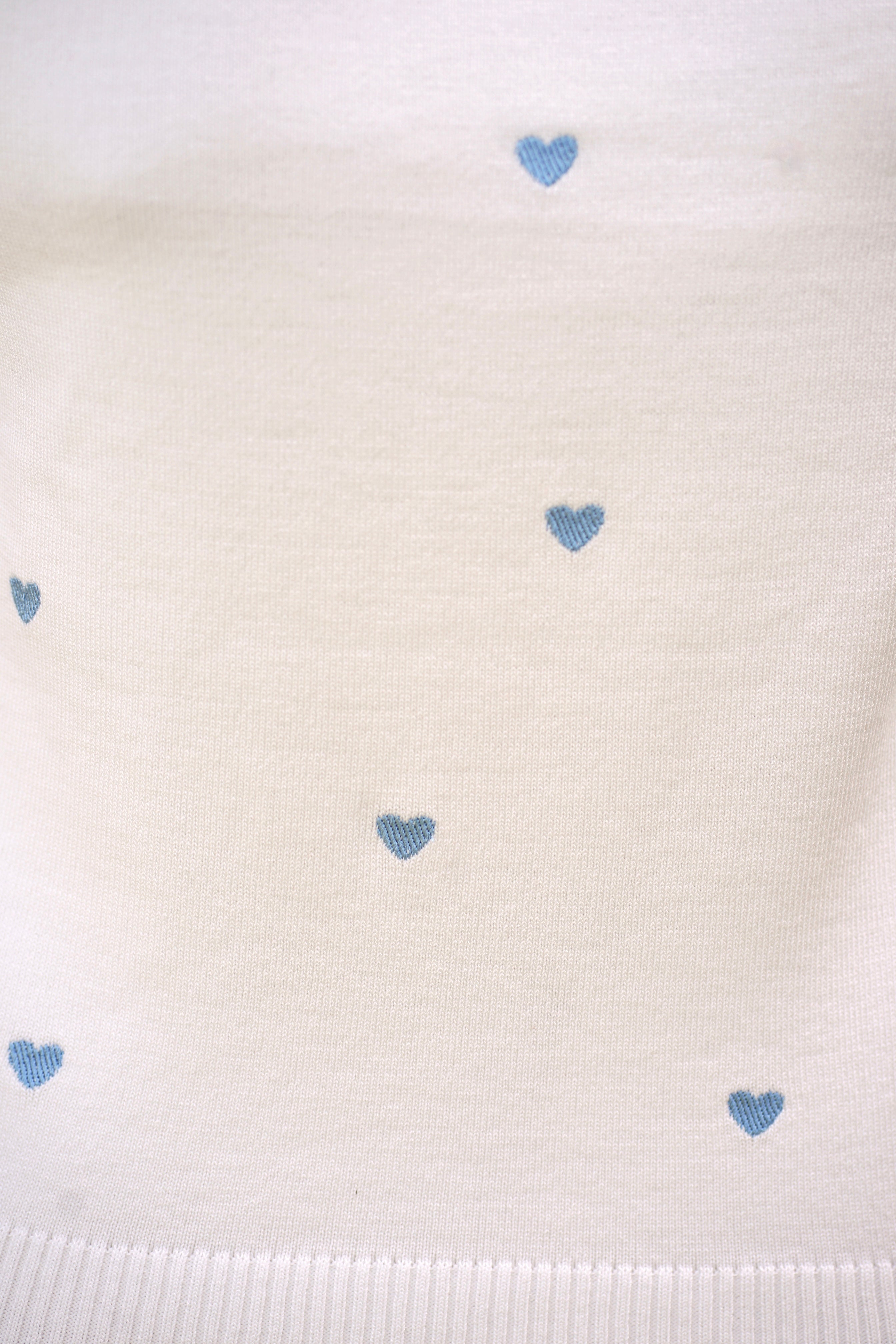 T-Shirt mit goldenen Herzen