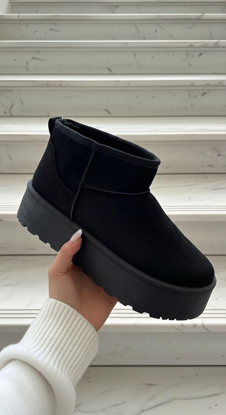 Gefütterte Boots mit Plateau „Helsinki“