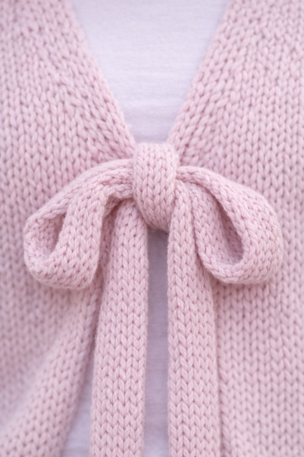 Grobstrick Cardigan mit Statement-Schleife