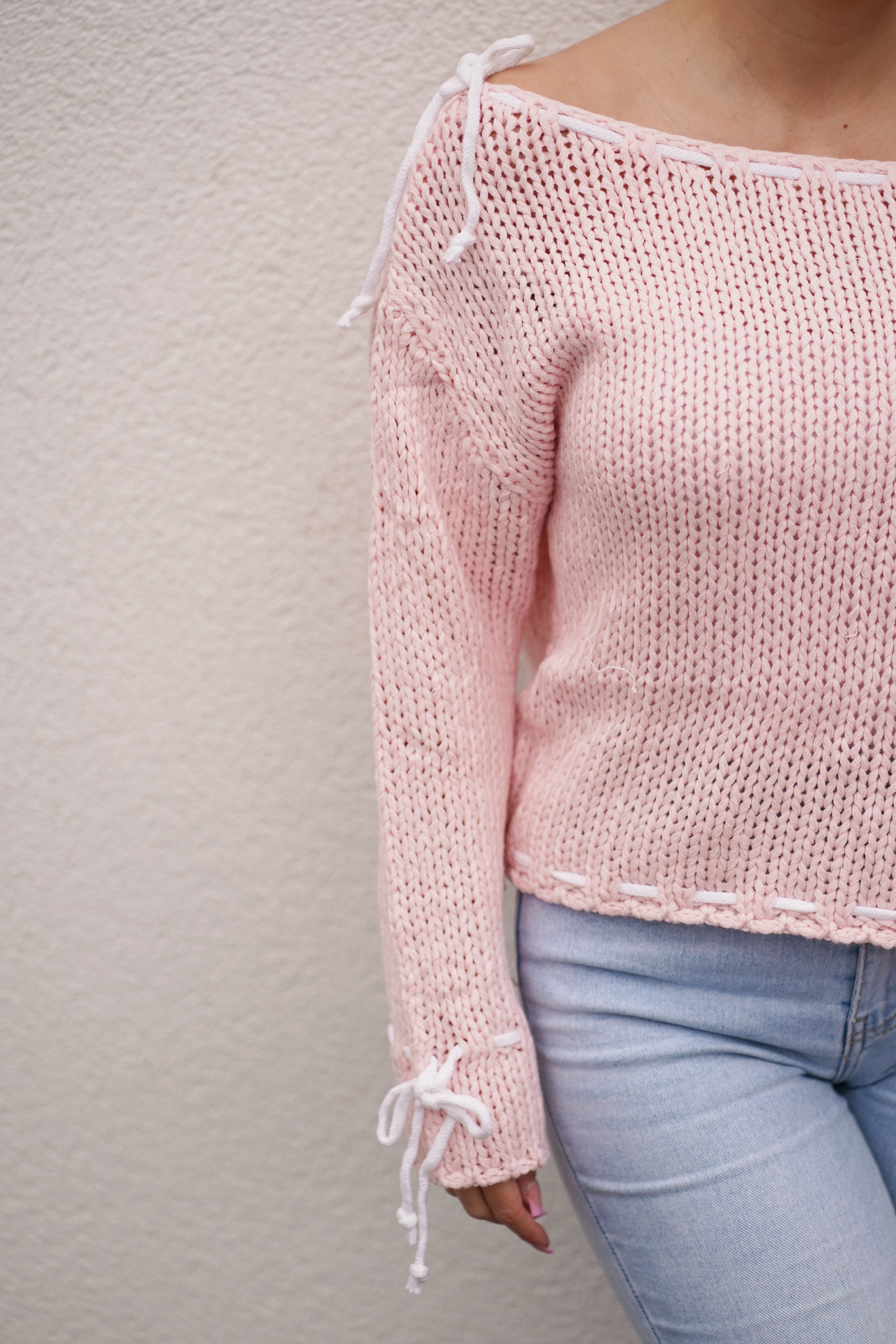 Pullover mit Schnürung