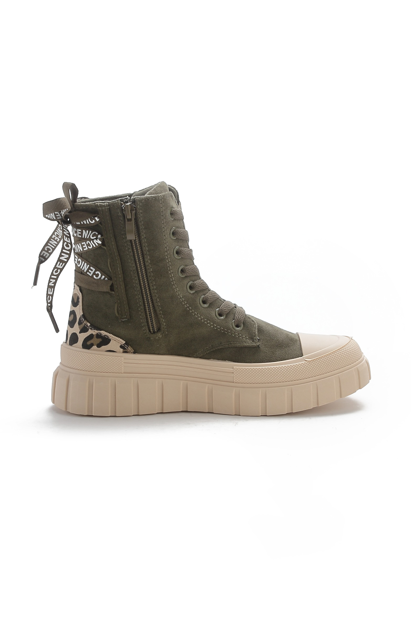 High-Top-Leo-Sneaker
