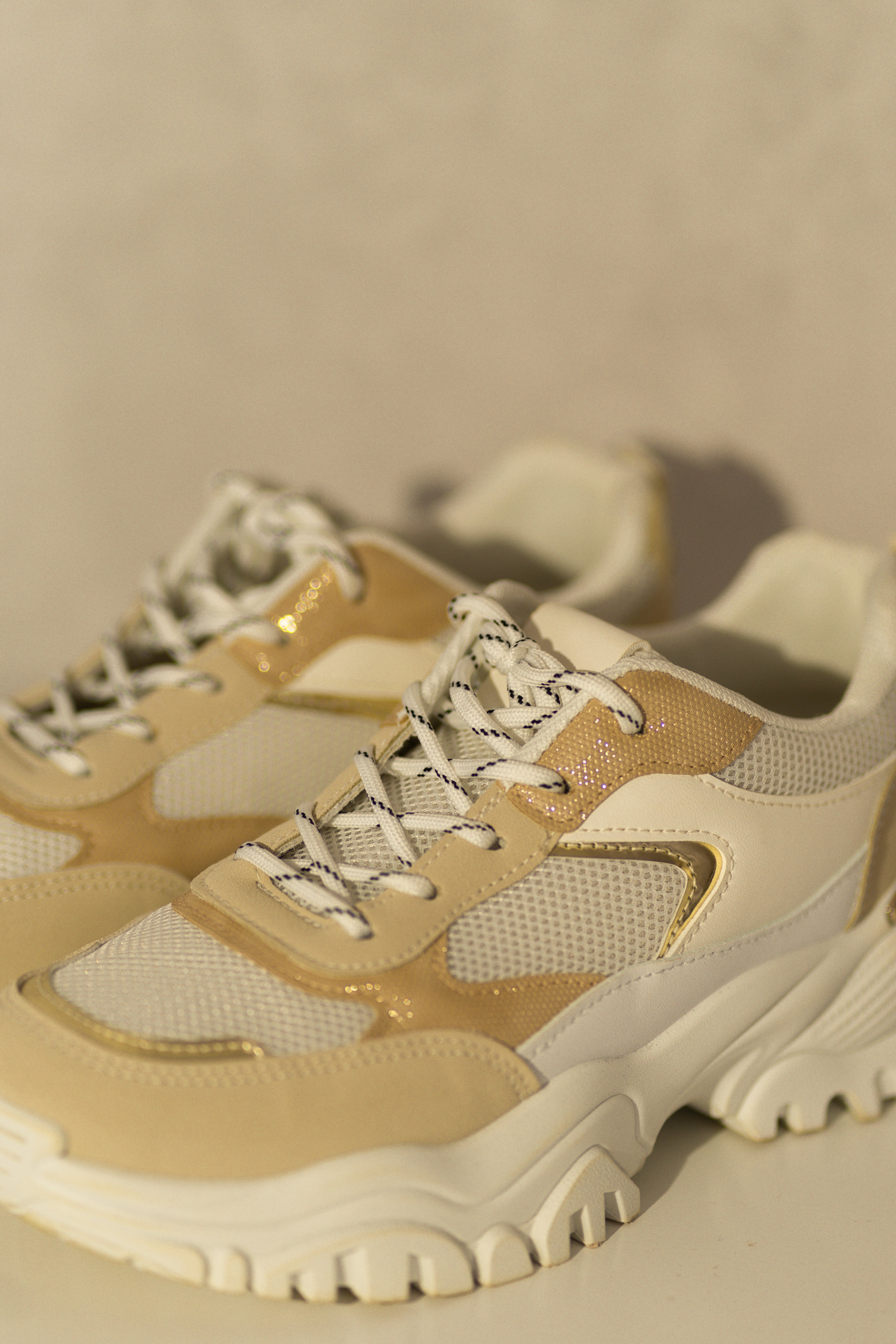 Sneaker „Paris“