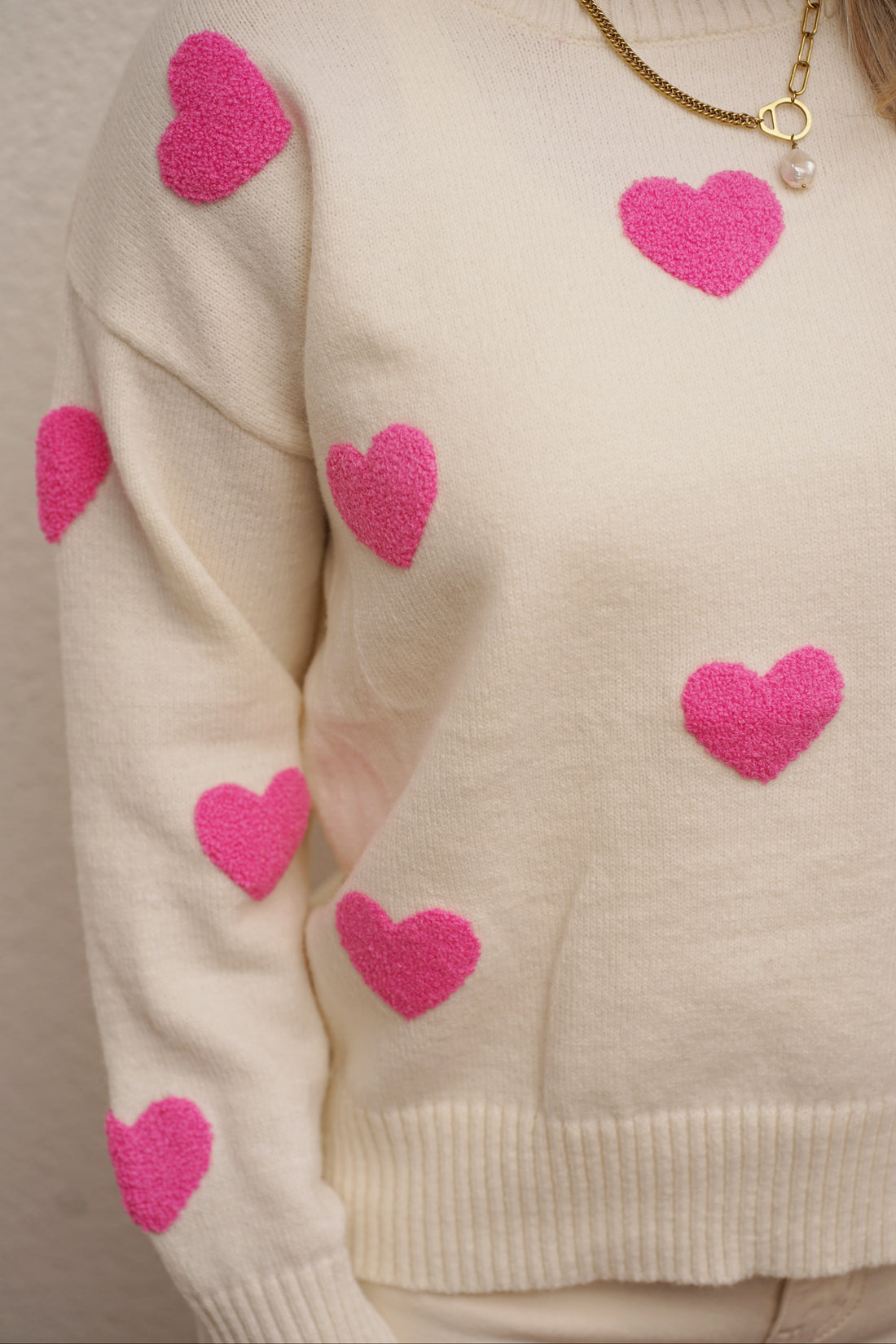 Pullover mit Herzen