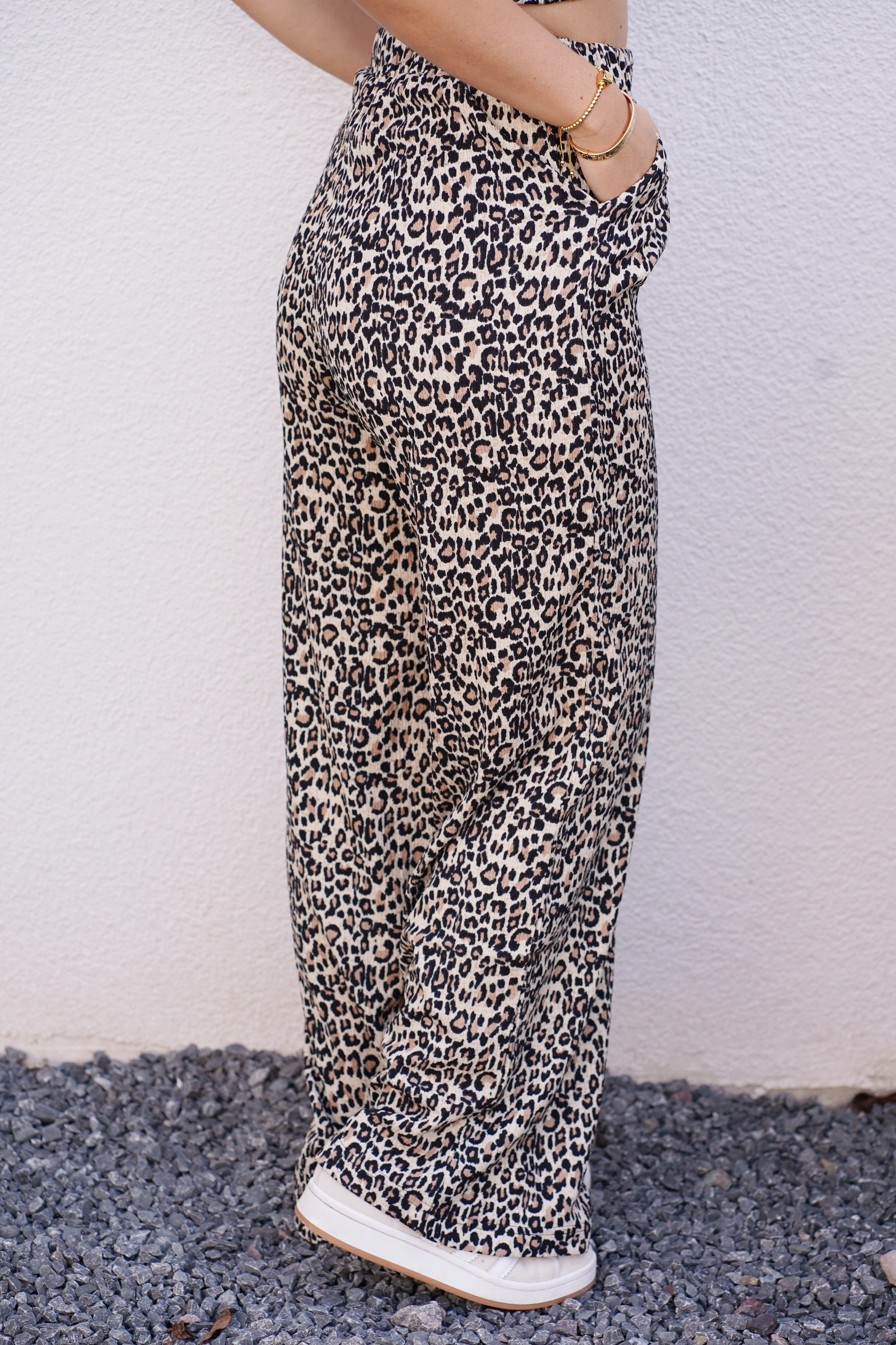 Hose mit Leopardenmuster