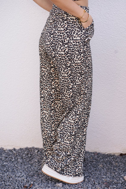 Hose mit Leopardenmuster