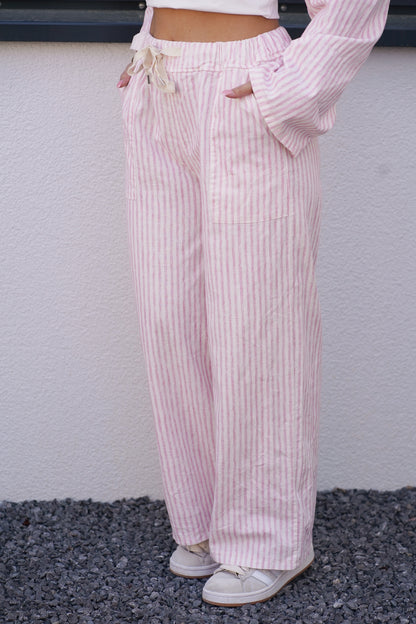 Hose mit Streifen