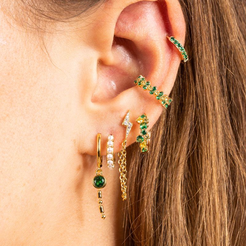 Ohrringe mit kleinen Perlen