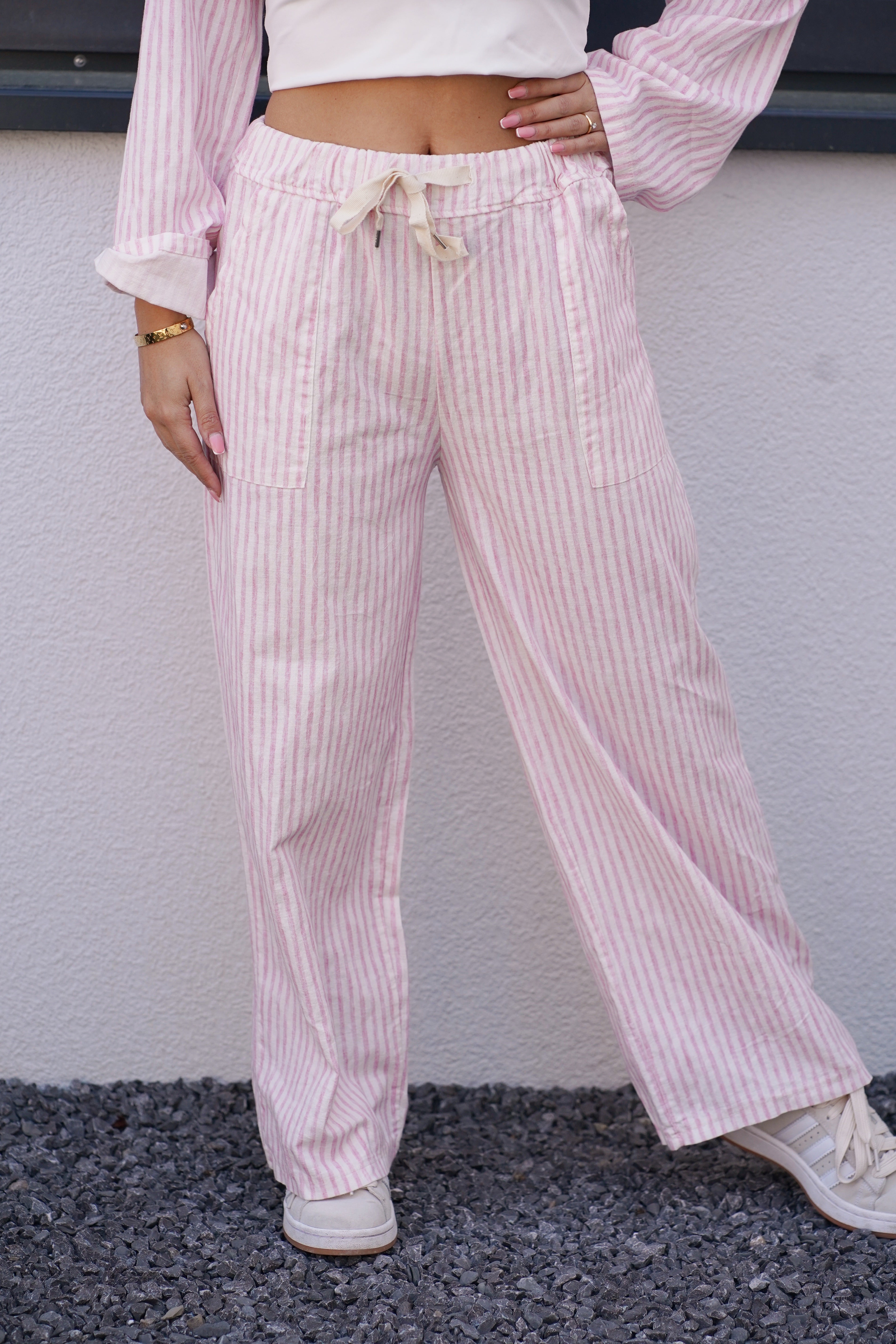 Hose mit Streifen
