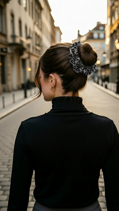 Satin-Haargummi „Wild Chic“