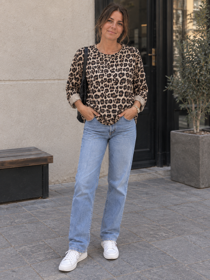 Langarmoberteil mit Leoprint – Vorderansicht